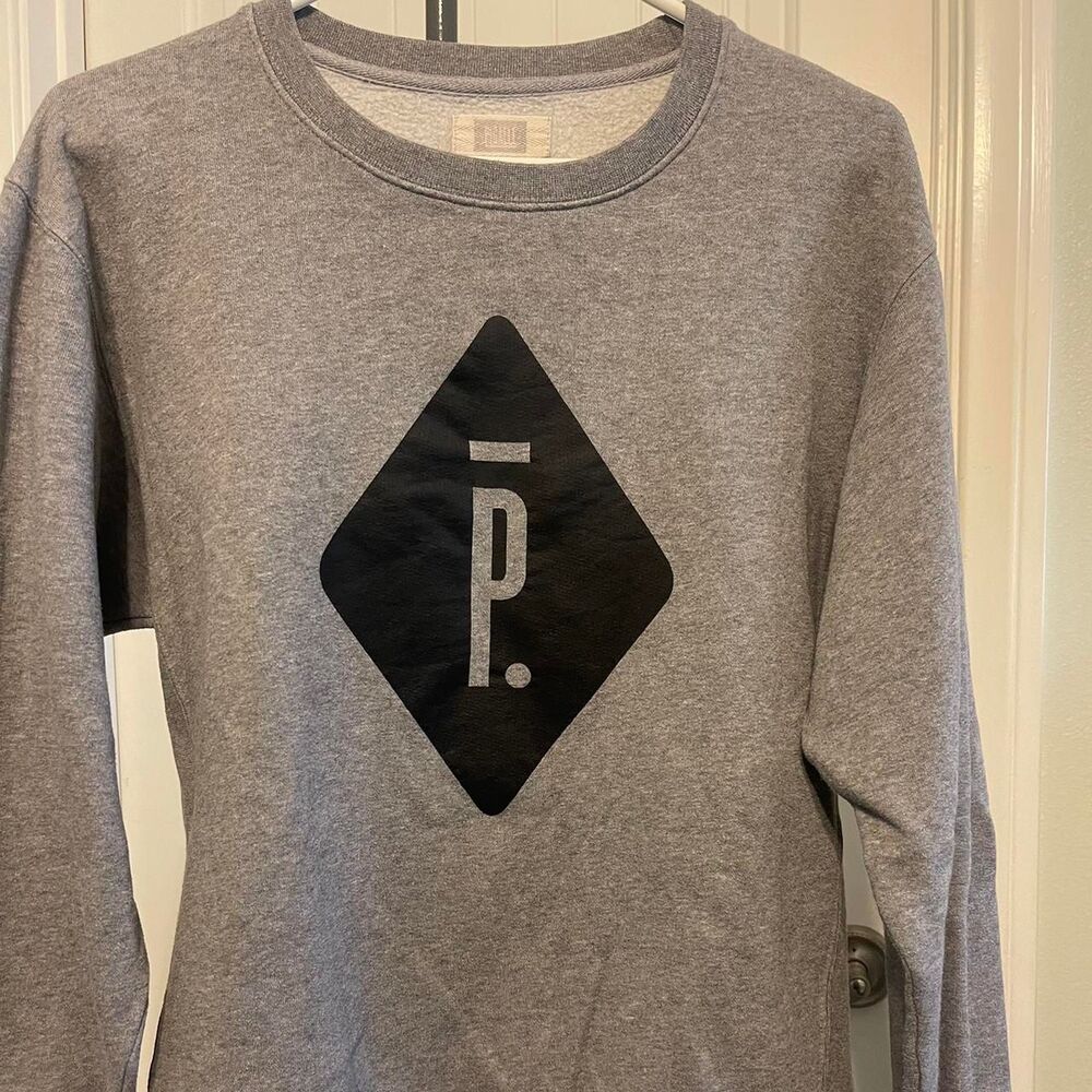 Pigalle Men's Grey Sweatshirt